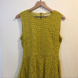 Esley Knee length dress